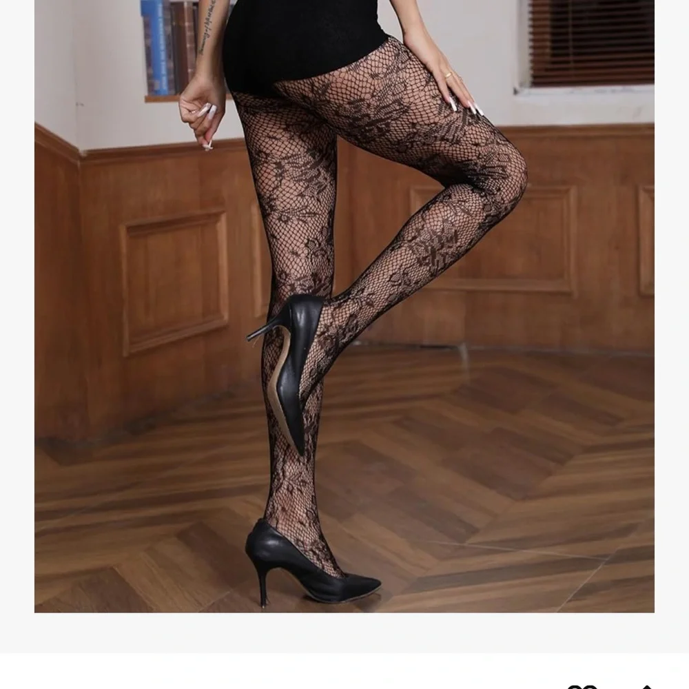 #1531+ Black Floral Tight Mesh Fishnet - Picture 3 of 8